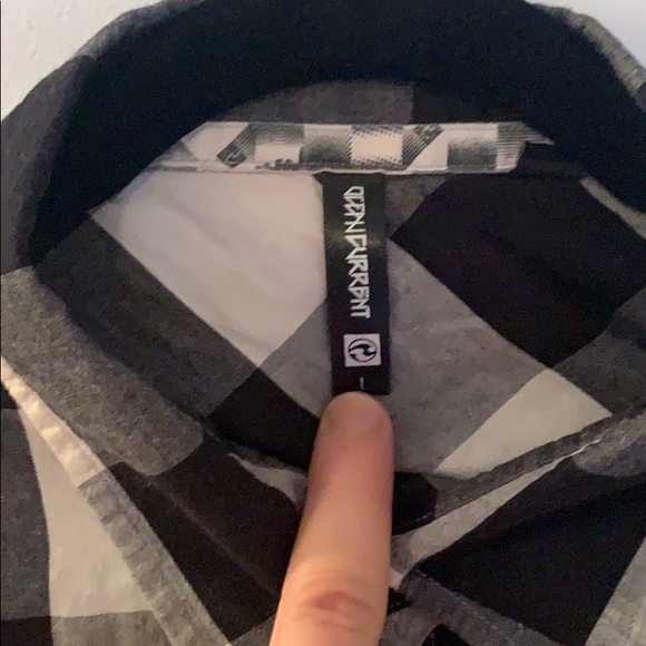 2 for $20 Ocean current checkered button down - Picture 2 of 4